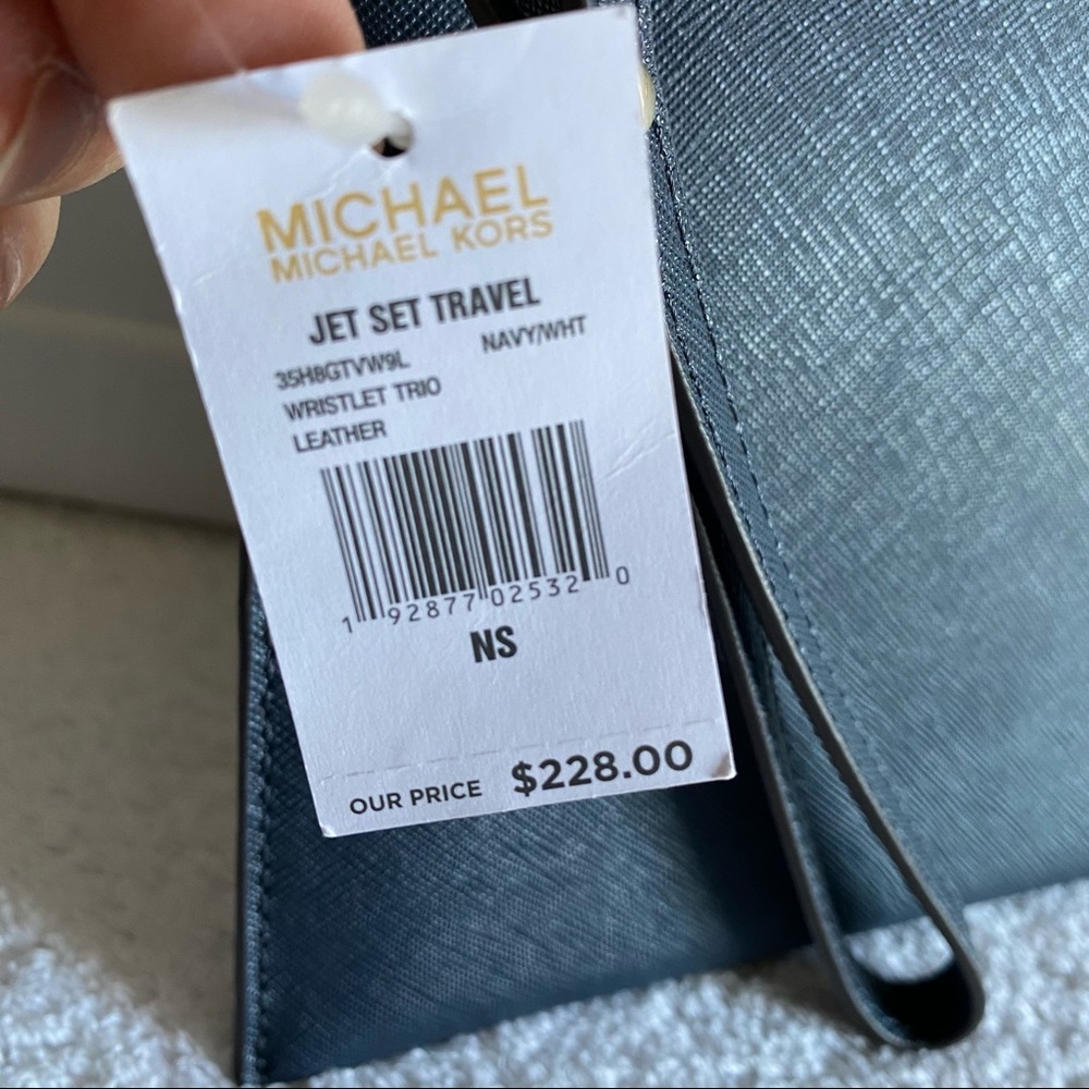 Michael Kors Leather Jet Set Travel Navy - Picture 4 of 6